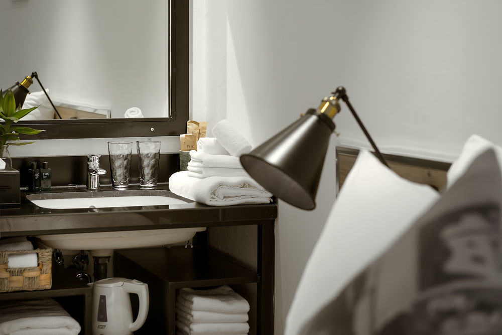 C Hotel- De Tham Bui Vien Walking Street Ho Chi Minh City